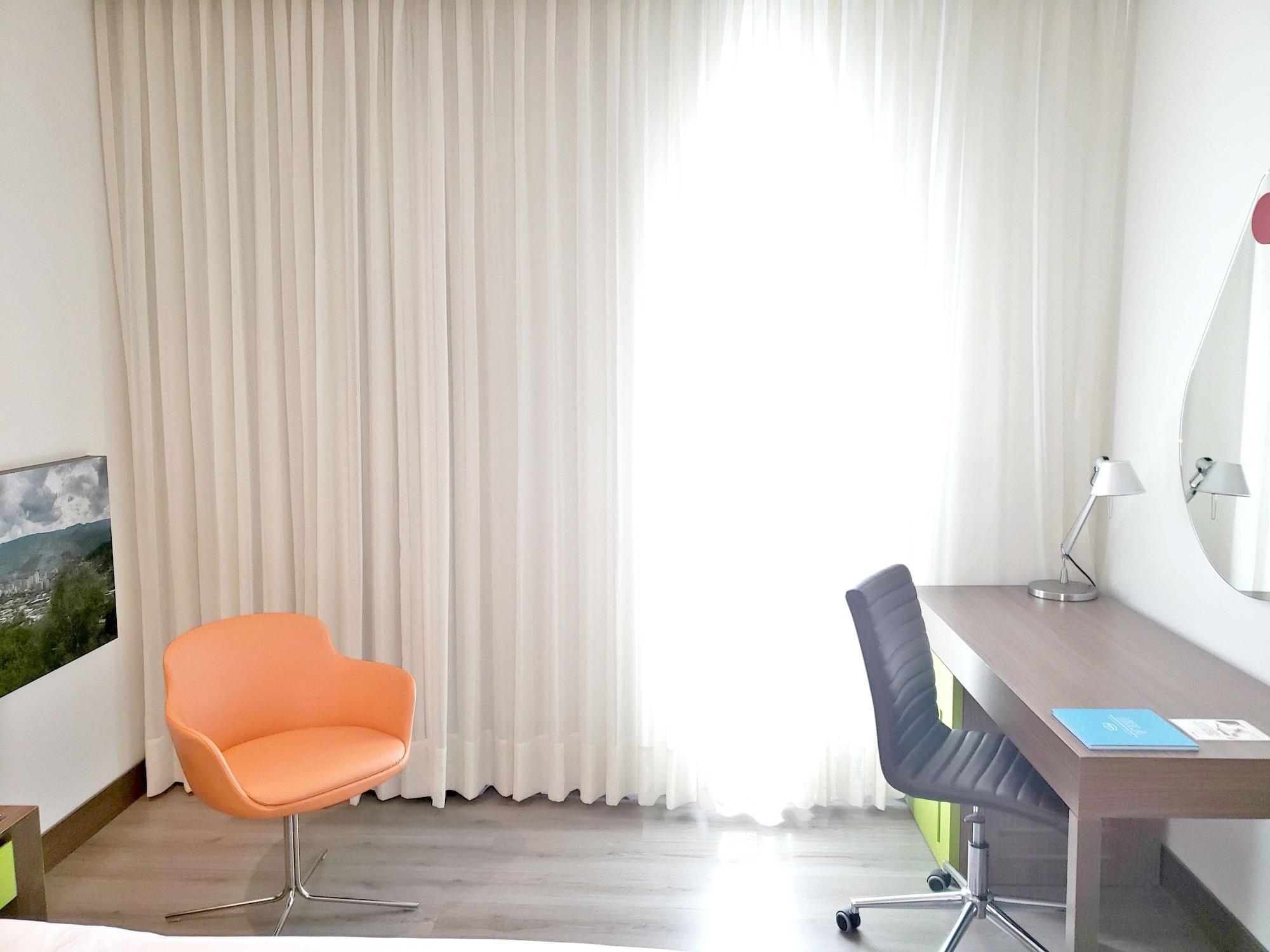 Hotel Hampton By Hilton Yopal Exteriér fotografie